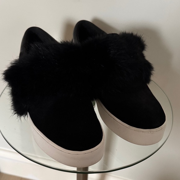 Elegant Michael Kors Black Rabbit Fur-Trimmed Women's Sneakers - Picture 2 of 5